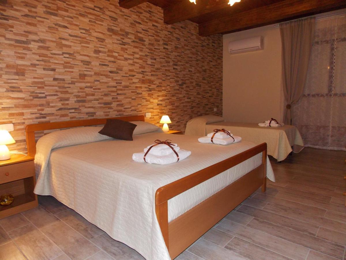 Il Vicoletto Bed & Breakfast Frascineto Exterior photo