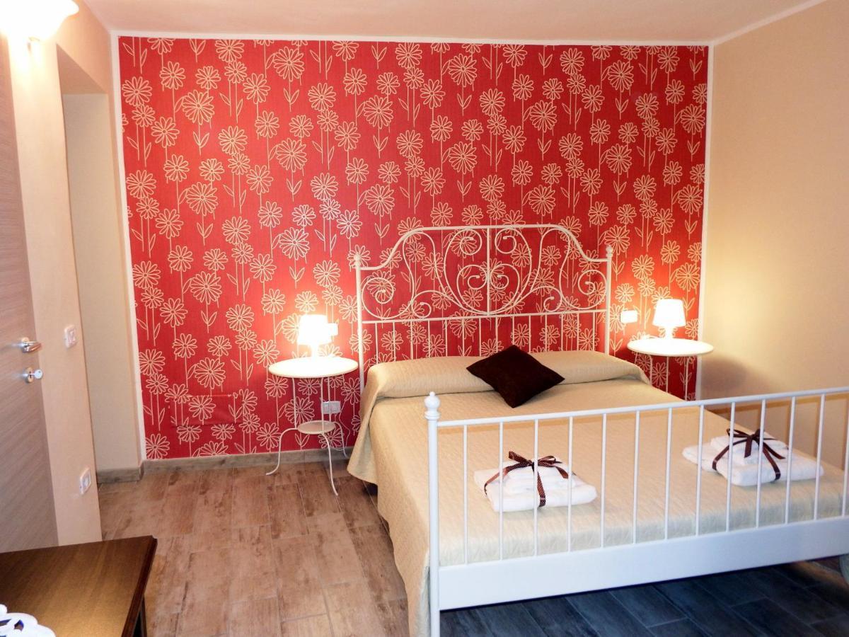 Il Vicoletto Bed & Breakfast Frascineto Exterior photo